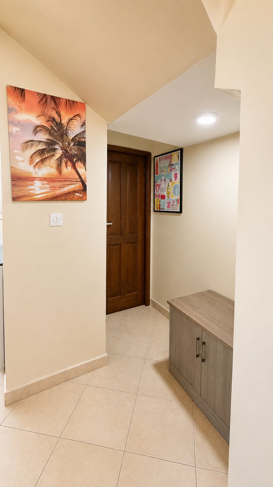Mwongozo Beach Estate home, photo 10