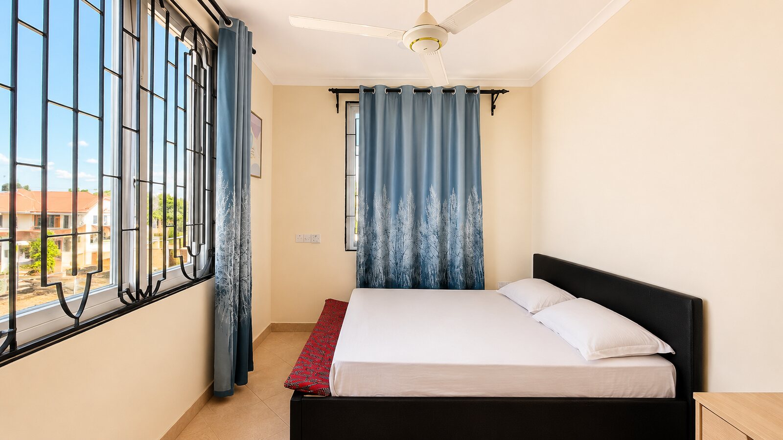 Mwongozo Beach Estate home, photo 16