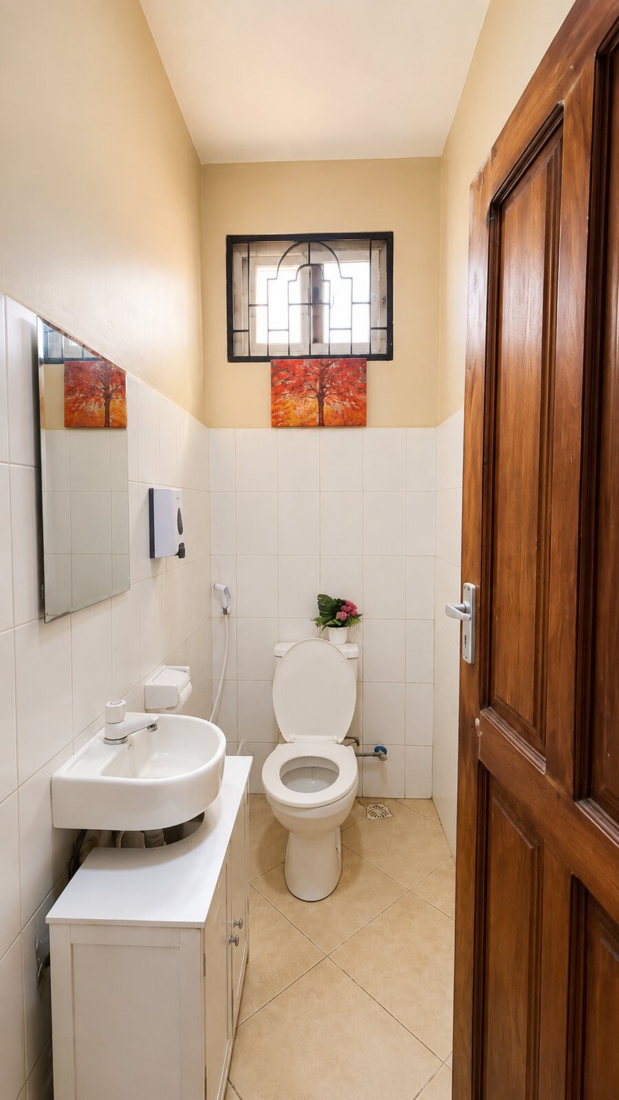 Mwongozo Beach Estate home, photo 22