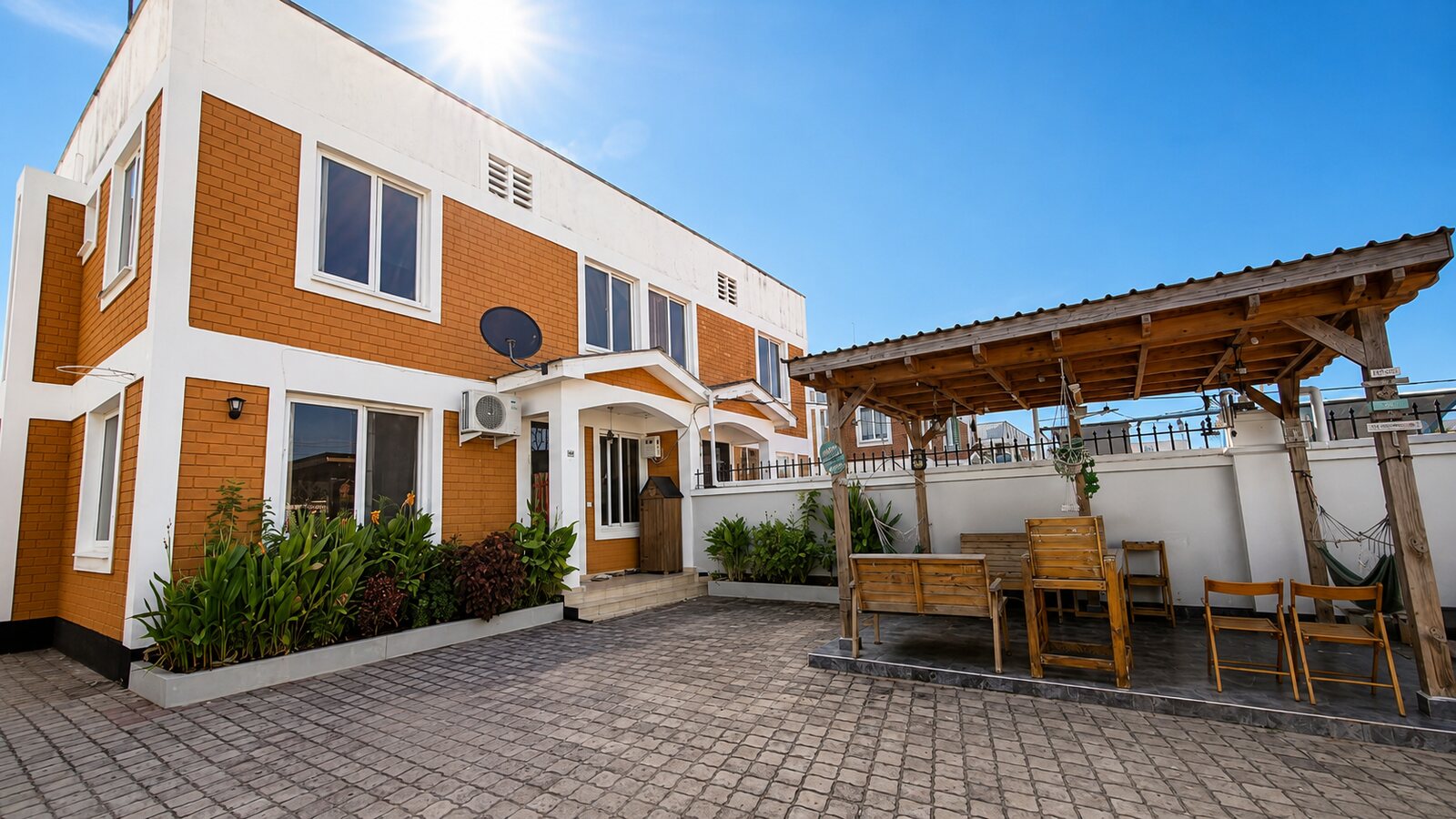 Front of the home, Mwongozo Beach Estate