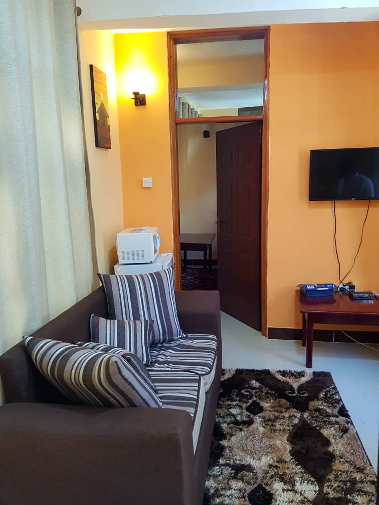 FULLY FURNISHED ONE BEDROOM APARTMENT FOR RENT TERRANOVA